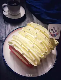 Red velvet cream cake