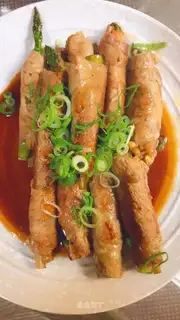 Take the veggie meatloaf