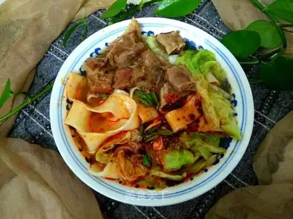 Spicy beef noodles