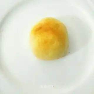 Meat pine bun