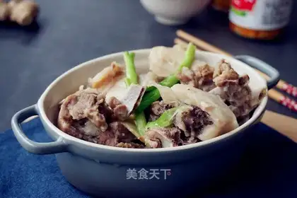 Cream and lamb