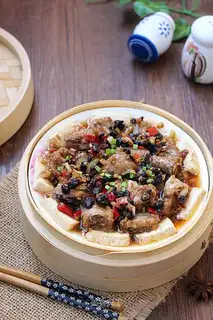 The tofu of the bean chops