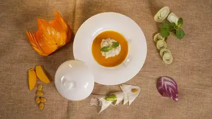 Gold soup