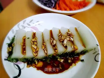 Double-coloured pig skin