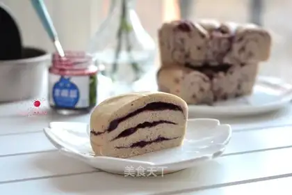 Blueberry gravy
