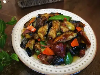 Elbow roast eggplant