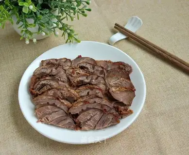 Five fragrance beef