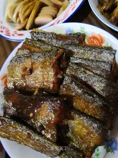 Burn the fish