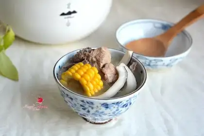 Corn broccoli soup