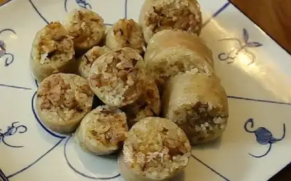 Scrambled pig's intestines