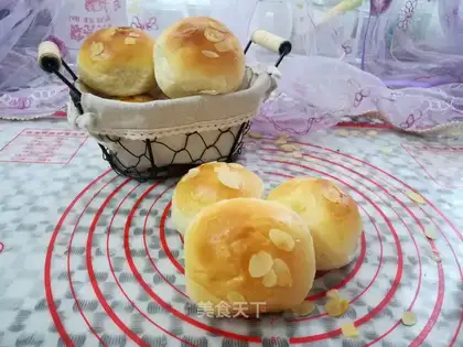 Apricot snack