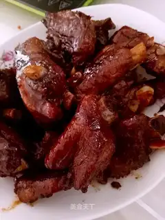 Red burn ribs
