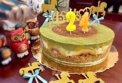 Cheese birthday cake