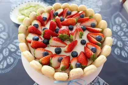 Strawberry cake