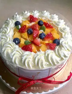 Fruit cream cake