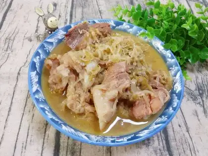 Sour stew ribs
