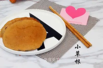 Red-tree sesame breakfast cake