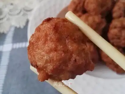Dried fried balls