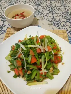 Peanut celery