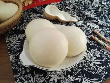 White buns