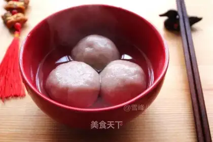 Red sugar soup