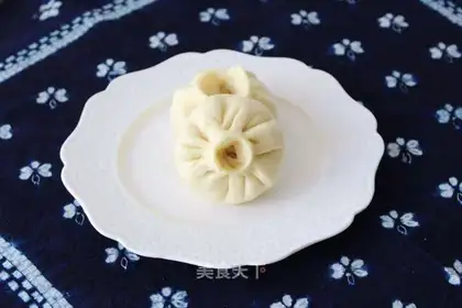 The doll's meat bun