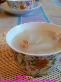 Shrimp powder skin and winter melon soup