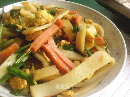 stir-fried cold rice noodles