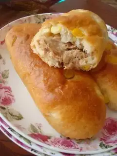 Corn tuna bread