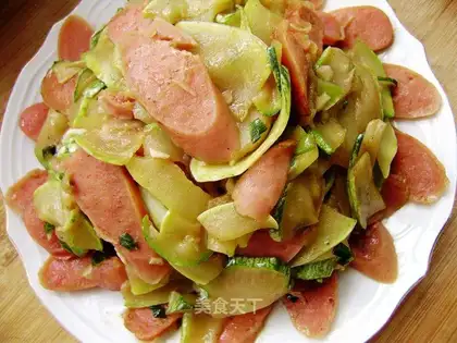 stir-fried sausage with melon