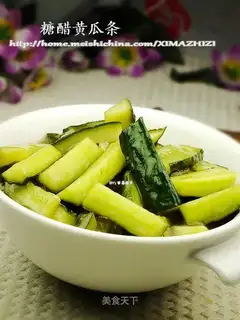 Sweet and sour cucumber strips