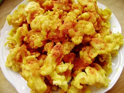 Crispy fried squid segments