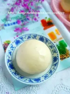 Purple potato bun