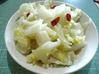 spicy cabbage in oil