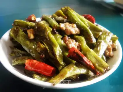 Dry stir-fried beans