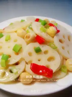 stir-fried lotus root slices with lotus seeds