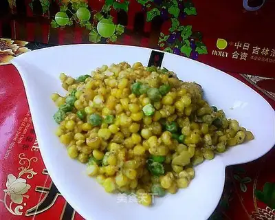 Baked corn with egg yolk
