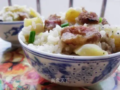 Stewed rice with potato sausage