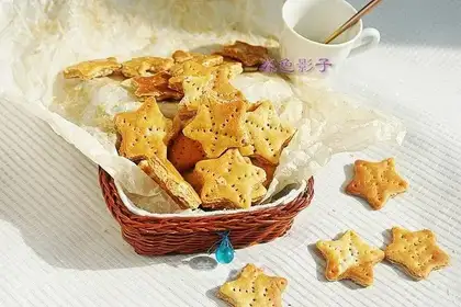 A rice-cracker