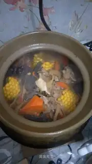 Carrot corn and pork soup