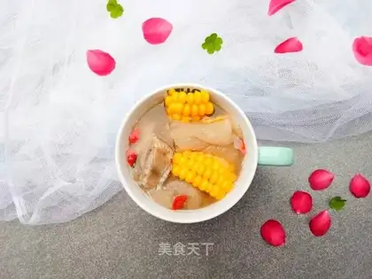 Pyramid corn ribs soup