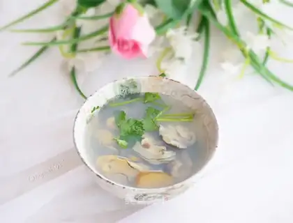 White pepper pelican soup