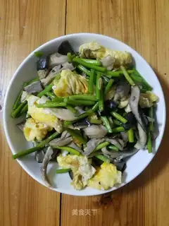 Scrambled eggs
