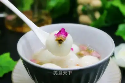 Roses and tea and soup