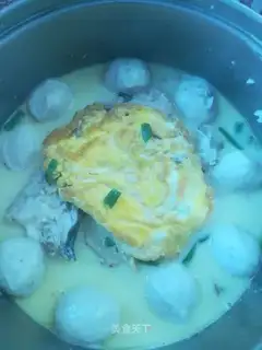 Fish bone eggs, fishball soup