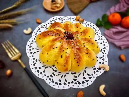 Eggflower