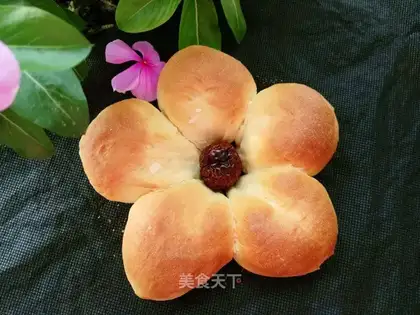 Flower bread