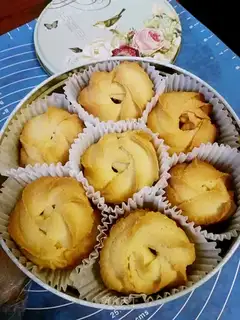 Rose cookies