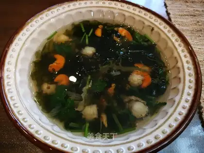 Cracker soup