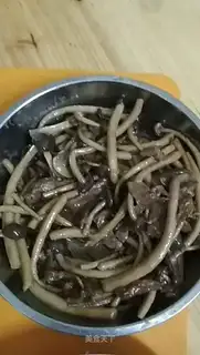 Tea mushroom roast beef